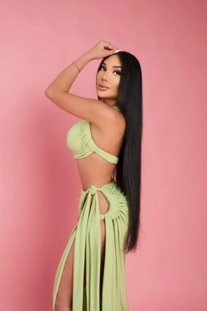 Camila profile in Dubai